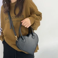 pu leather womens clutch purse handbags vintage black female heart tote crossbody bags fashion girly design love shoulder bag