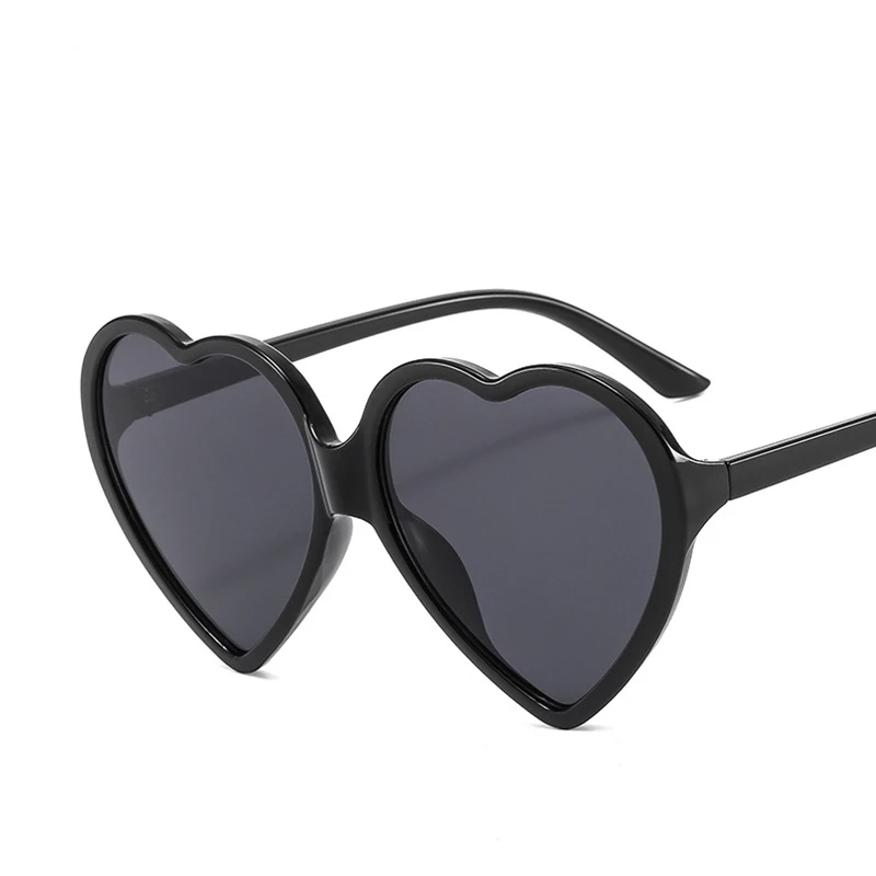 

Love Heart Shape Sunglasses Love Special Effects To Watch The Light Change Into A Heart-shaped Glasses At Night Sunglasses