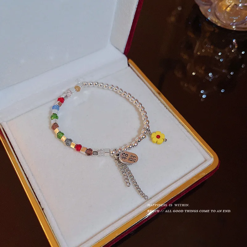 

Colorful crystal beads with a sense of niche design 2022 new trendy hand string flowers