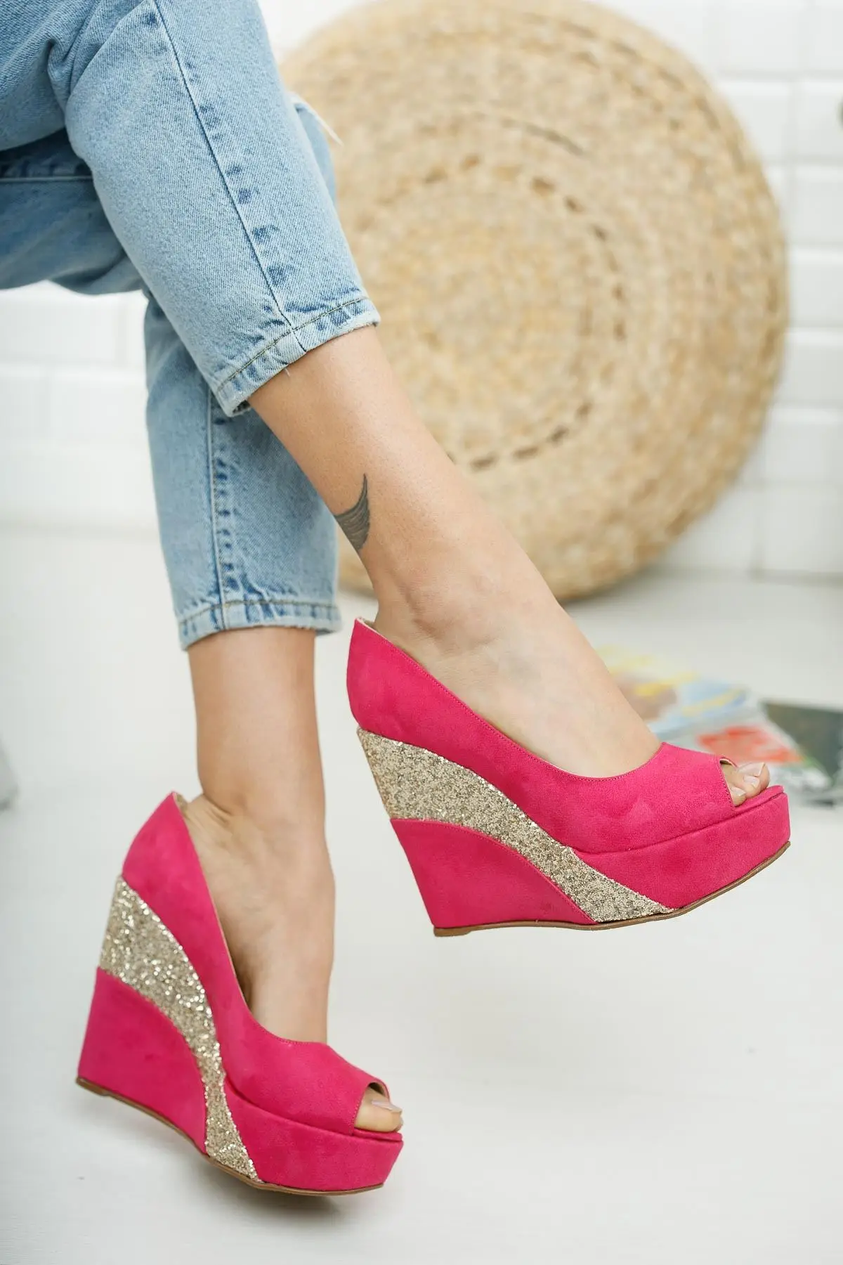 

Women's Fashion Suede elephants Heels Shoes