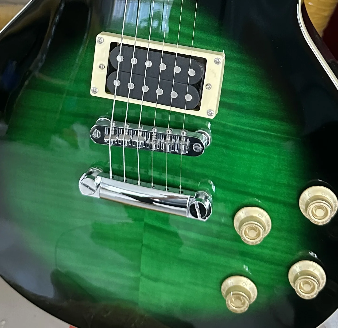 Стандартная электрическая гитара узор питона зеленого тигра градиентный цвет