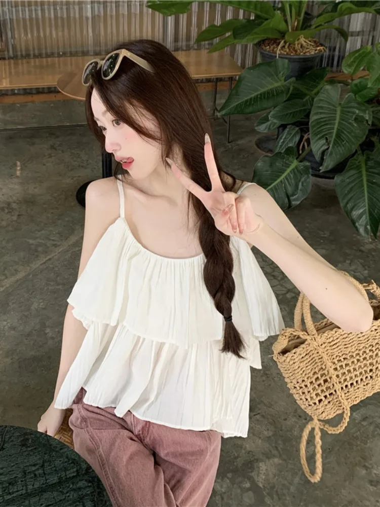 Белый топ без рукавов с асимметричными рюшами и оборками женская летняя шикарная