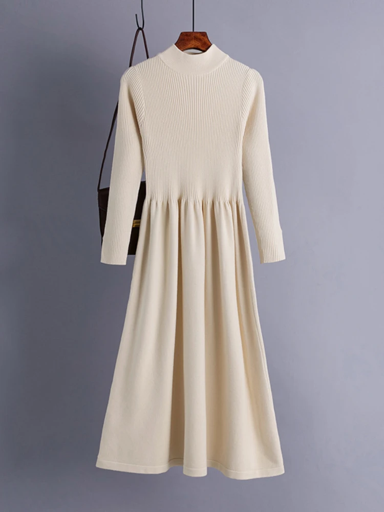 

2023 autumn and winter slim waist long-sleeved style sweater bottoming skirt half-high collar big swing long knitted dress