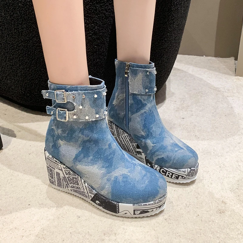 

2023 Fashion Ladies Shoes Side Zipper Women Boots Winter Cowboy Round Toe Mixed Colors Short Barrel Platform Wedge Fashion Boots