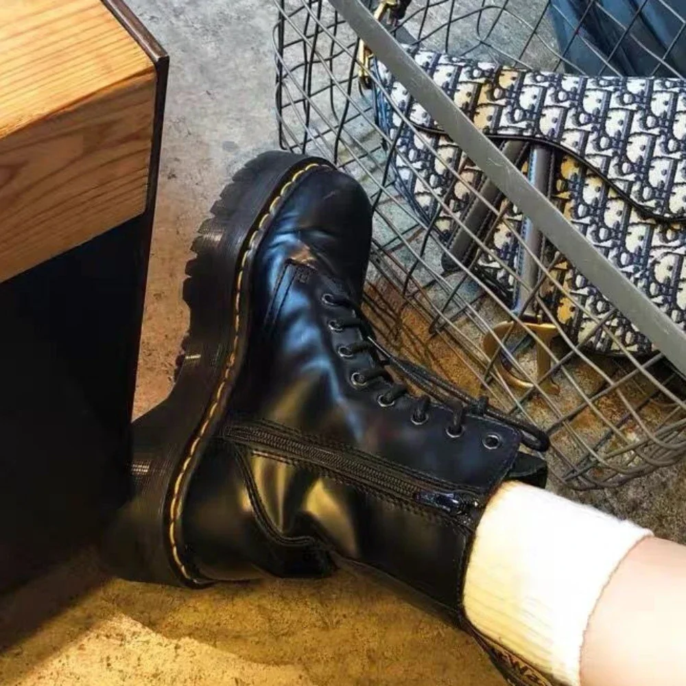 Женские ботинки мотоциклетная обувь женская кожаная Челси классическая в стиле