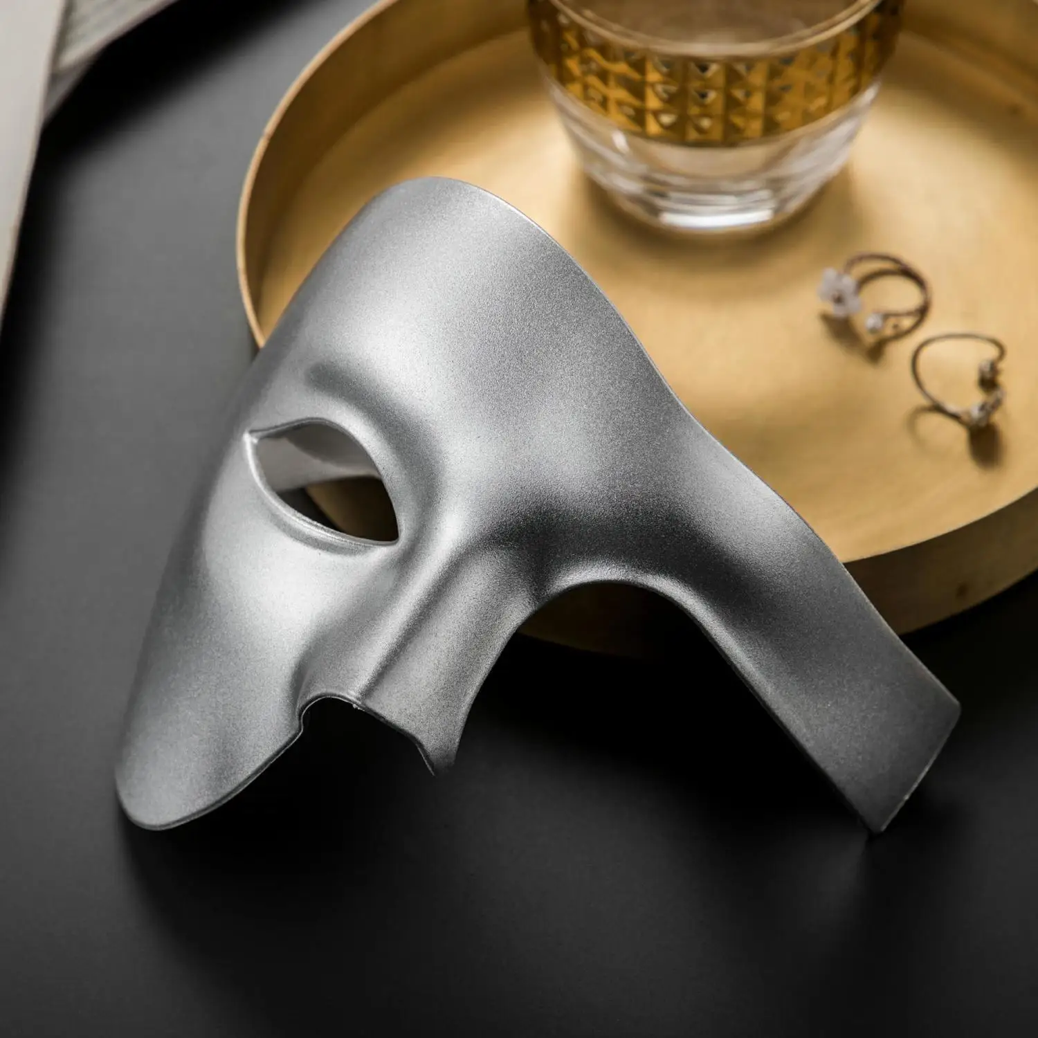 

Retro mask masquerade costume party supplies Halloween carnival Easter half face mysterious mask Christmasbirthday gift