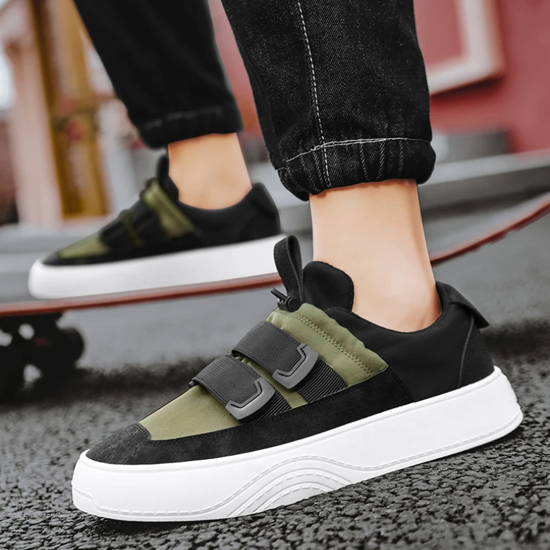 

2023 New Spring Thick Sole Round Head Lace Up Casual Sneakers Men Outdoor Anti Slip Breathable Versatile Men's Vulcanize Shoes