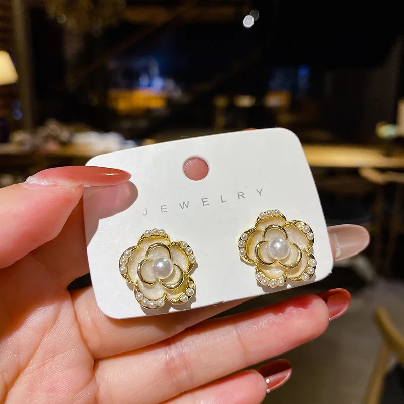 

S925 Silver Needle Korea Dongdaemun French Camellia Flower Stud Earrings Net Red Vintage Style Earrings Earrings 2022New Product