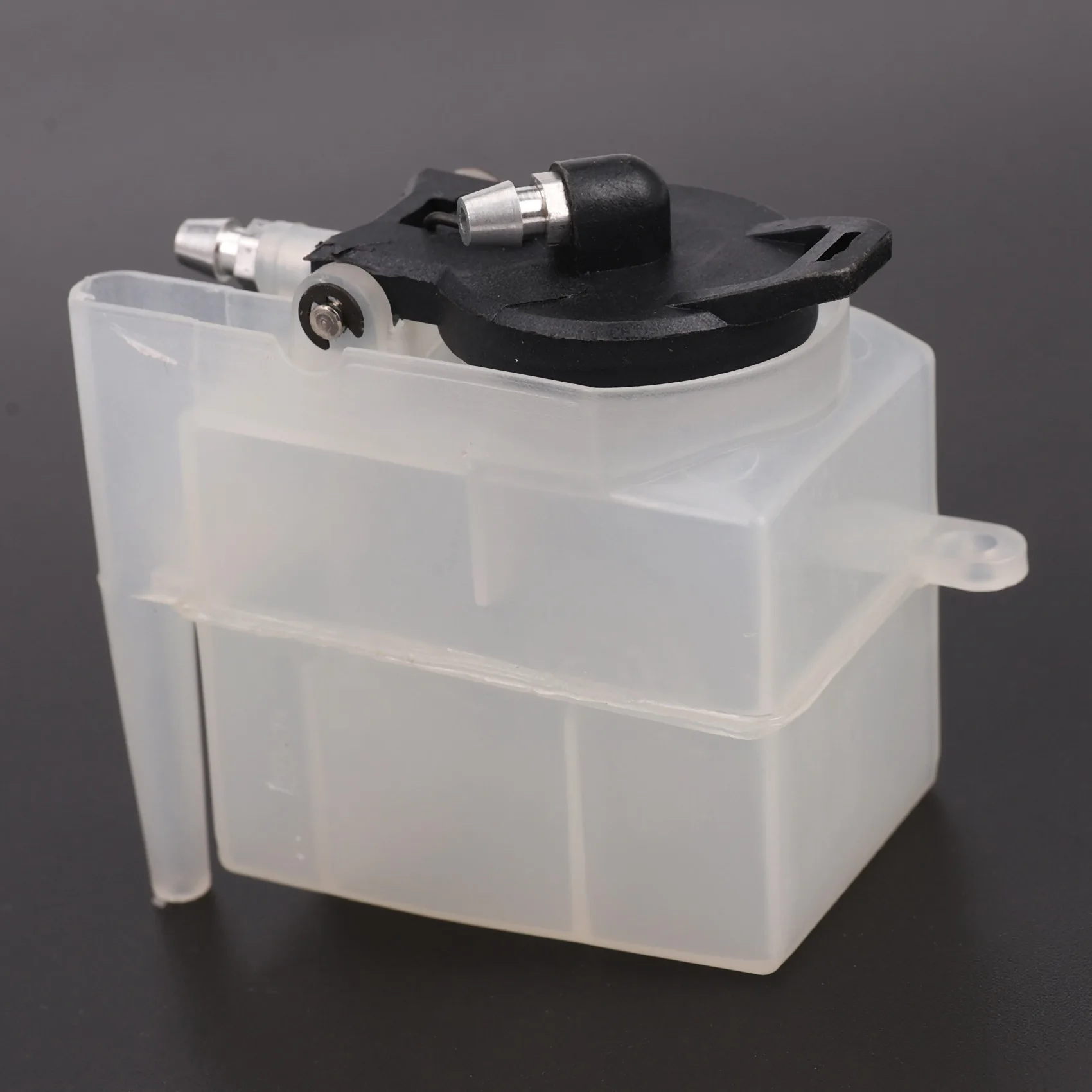 Топливный бак RC 02004 для 1:10 внедорожника Nitro