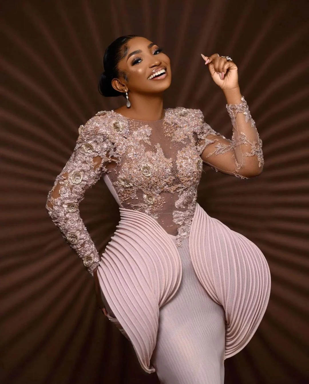 Размера плюс Sccop платья для выпускного вечера с оборками Кружевная аппликация 3D