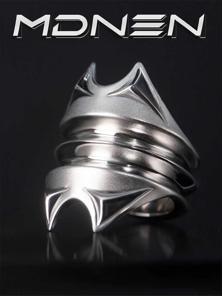 Бриллиантовая бижутерия в стиле Cyberpunk