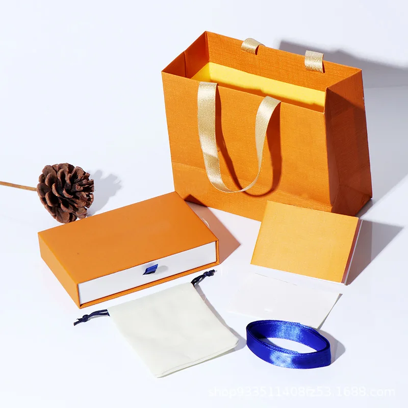 

New Sale Latest Fashion Jewelry original jewelry Jewelry Display box gift box L.. Bracelet Case Beaded NECKLACE Box Pendant
