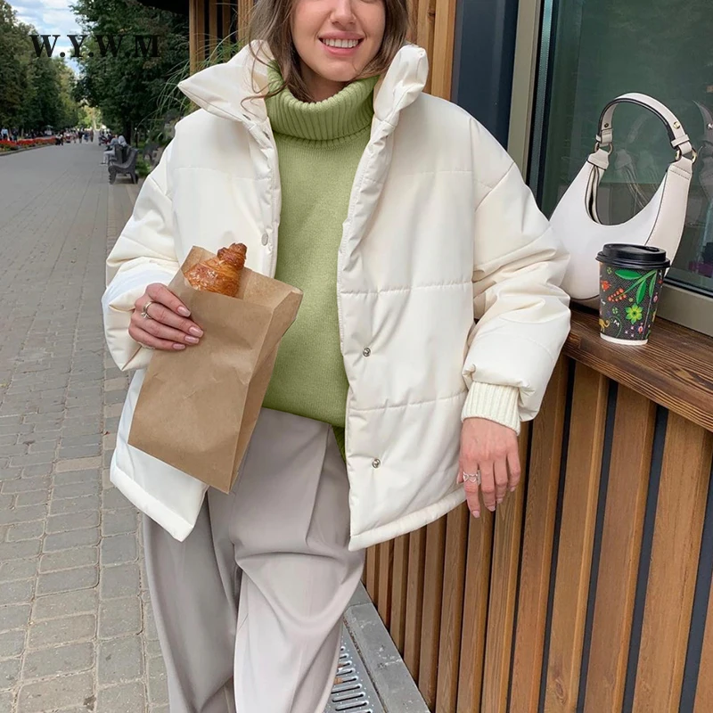 Свитер женский трикотажный с воротником-хомутом на осень/зиму 2021 - купить по