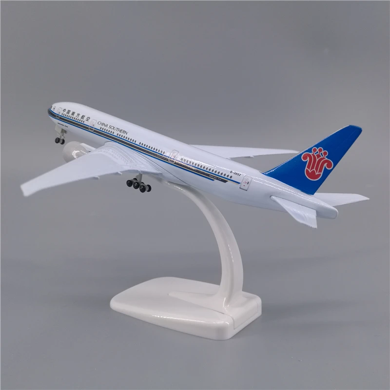 Модель самолета из металлического сплава, 20 см, авиамодель China South Airlines, Боинг 777, B777, модель самолета, модель самолета, литые самолеты с колеса...