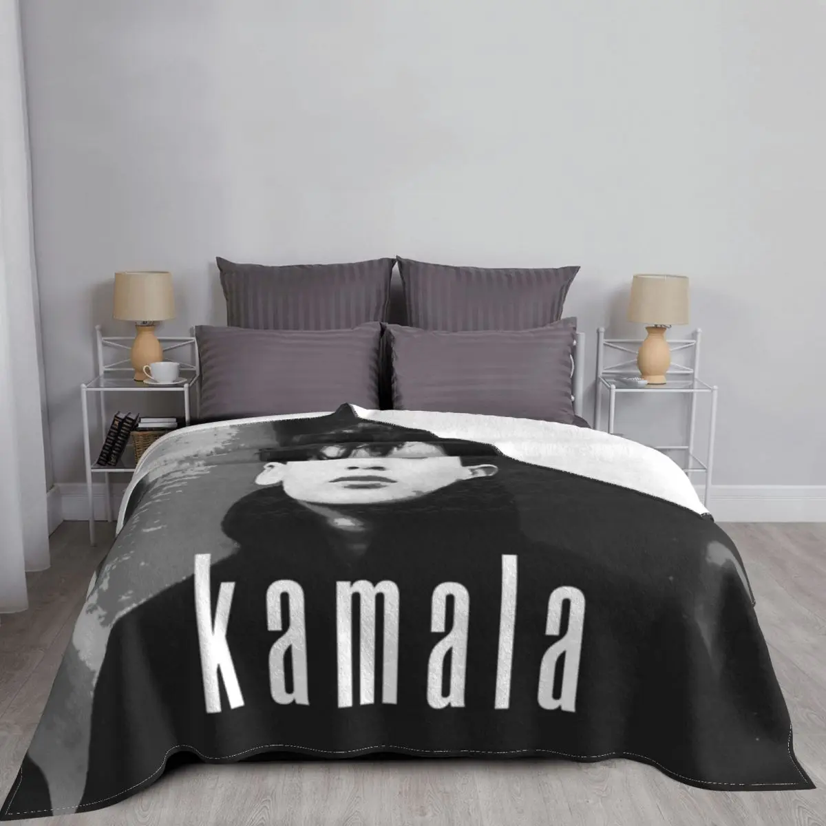 Универсальная фотография Kamala Garcia (2) на четыре сезона может быть представлена в