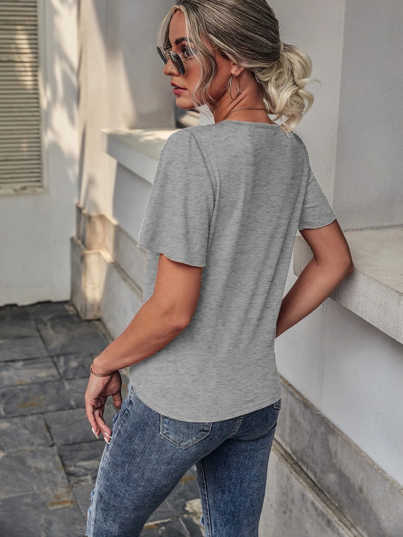 

y2k Butterfly Sleeve Knot Hem Top