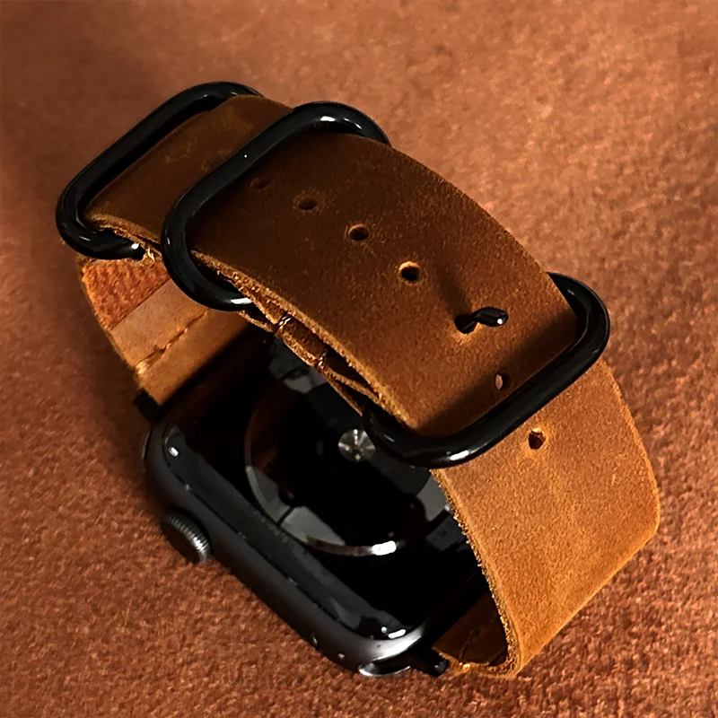 Фото Ремешок из натуральной кожи Crazy Horse для Apple Watch Series 11, 10, 9, 8, 7, 6, SE, 5, 4, Ultra 3, 49 мм, классический дизайн с железной пряжкой-кольцом. №1