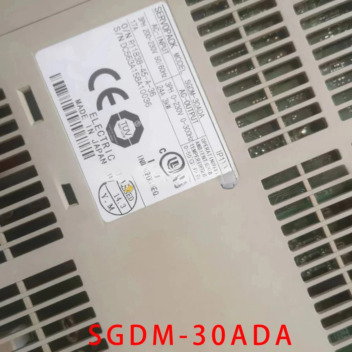 Фото Абсолютно новый оригинальный сервопривод SGDM-30ADA №3