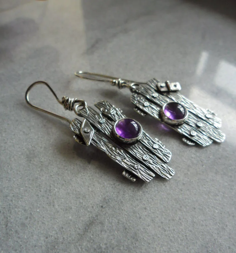 

Retro Bohemian Inlaid Purple Stone Flower Bone Hanging Pendant Earrings Party Gifts Women's Silver Add Temperament Earrings