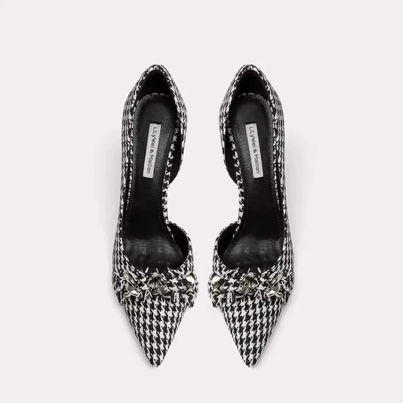 Рисунок 5 - Туфли женские с острым носком