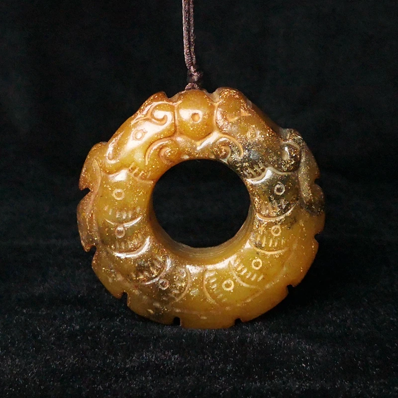 

YIZHU CULTUER ART Chinese Ancient Jade Hand-carved Double beast loop statue necklace Pendant Gift