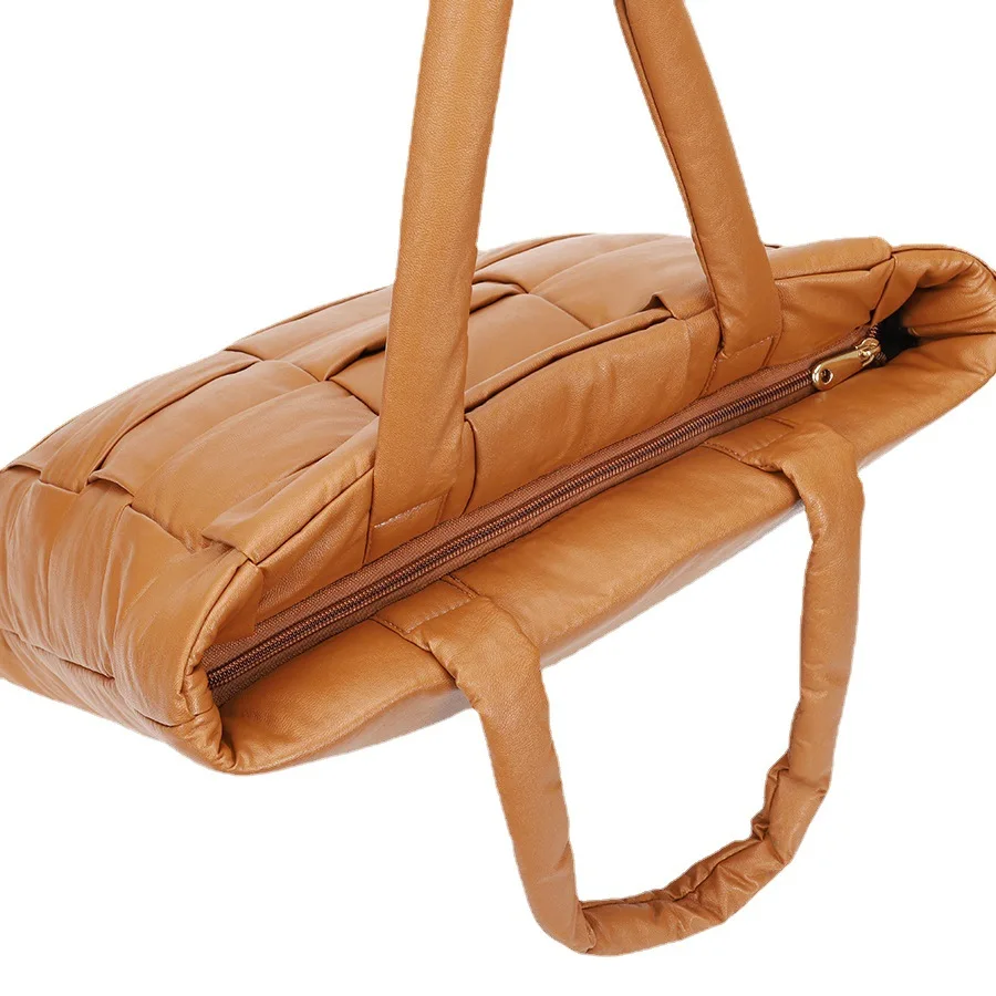 Solid Color Women's Handbag 2023 New Fashion Woven Soft Leather Tote Bag Retro Single Shoulder Bag Ladies Purses And Handbags Gg