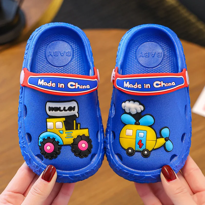 Summer New 2023 Unisex Sandals Baby Boys Indoor Slippers Kids Cartoon Car Sandals Toddler Beach Shoes Girls Cute Sandals