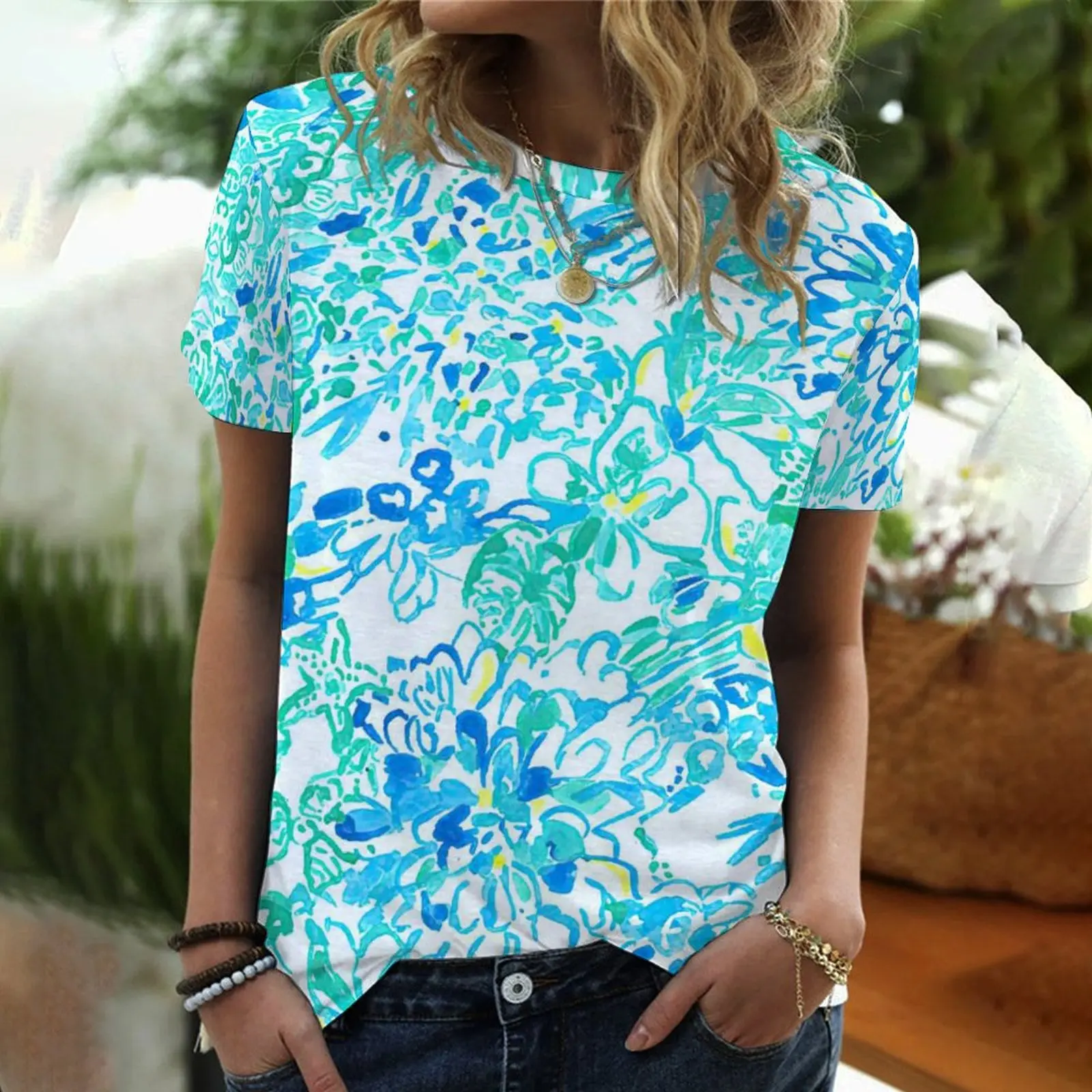 

2022 foreign trade summer oil painting flowers and plants printing round neck short-sleeved T-shirt top women NEW