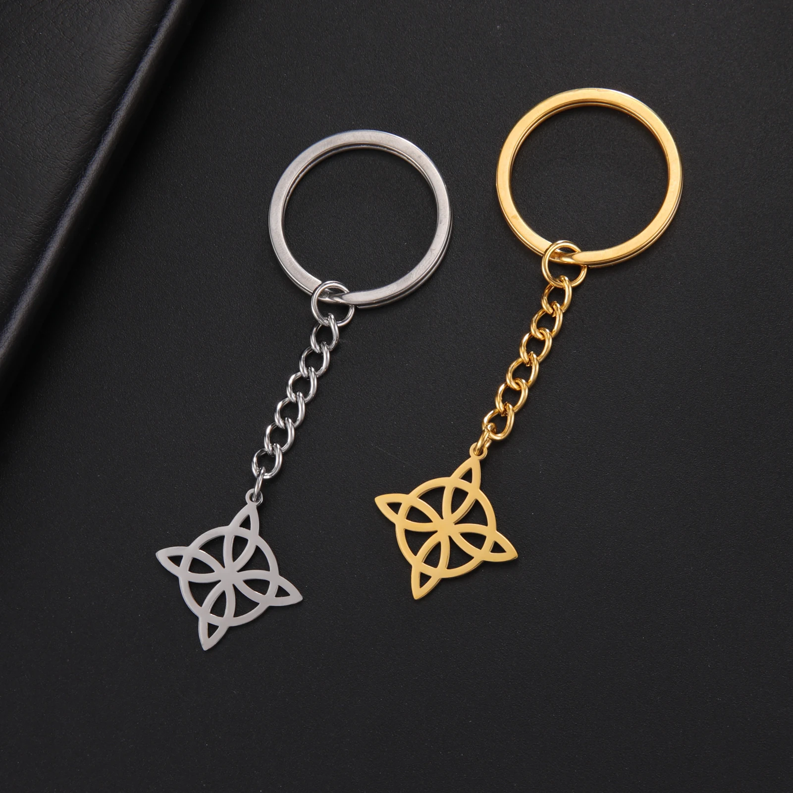 

LIKGREAT Witch Knot Pendant Keychain Stainless Steel Women Vintage Celtic Knot Witchcraft Keyring Good Luck Amulet Jewelry Gifts