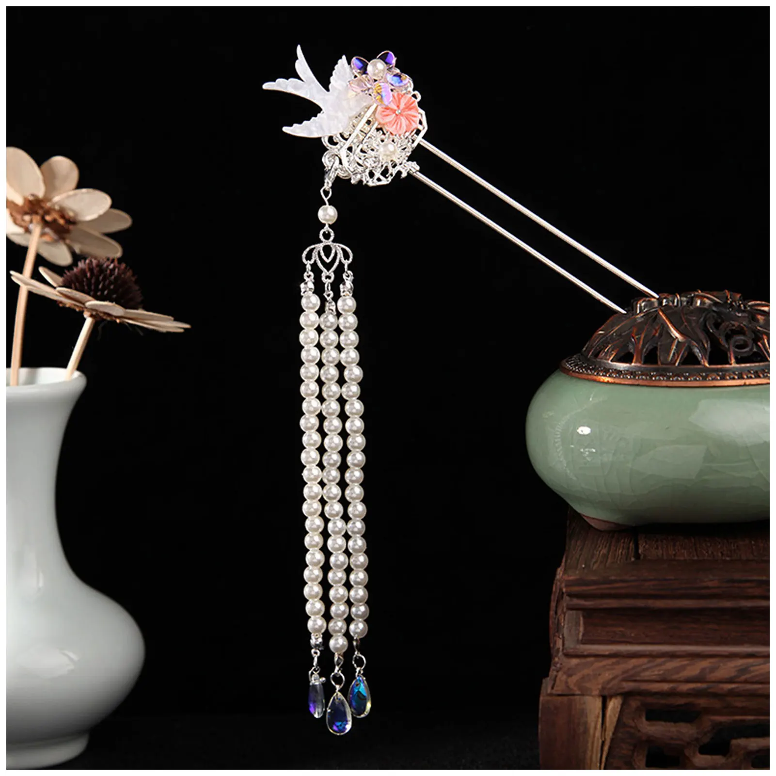 

Vintage Hairpin U-Shaped Hair Sticks Hair Headdress Crystal Floral Hair Chopstick with Pearl Tassel for Hanfu Chinese Clothing