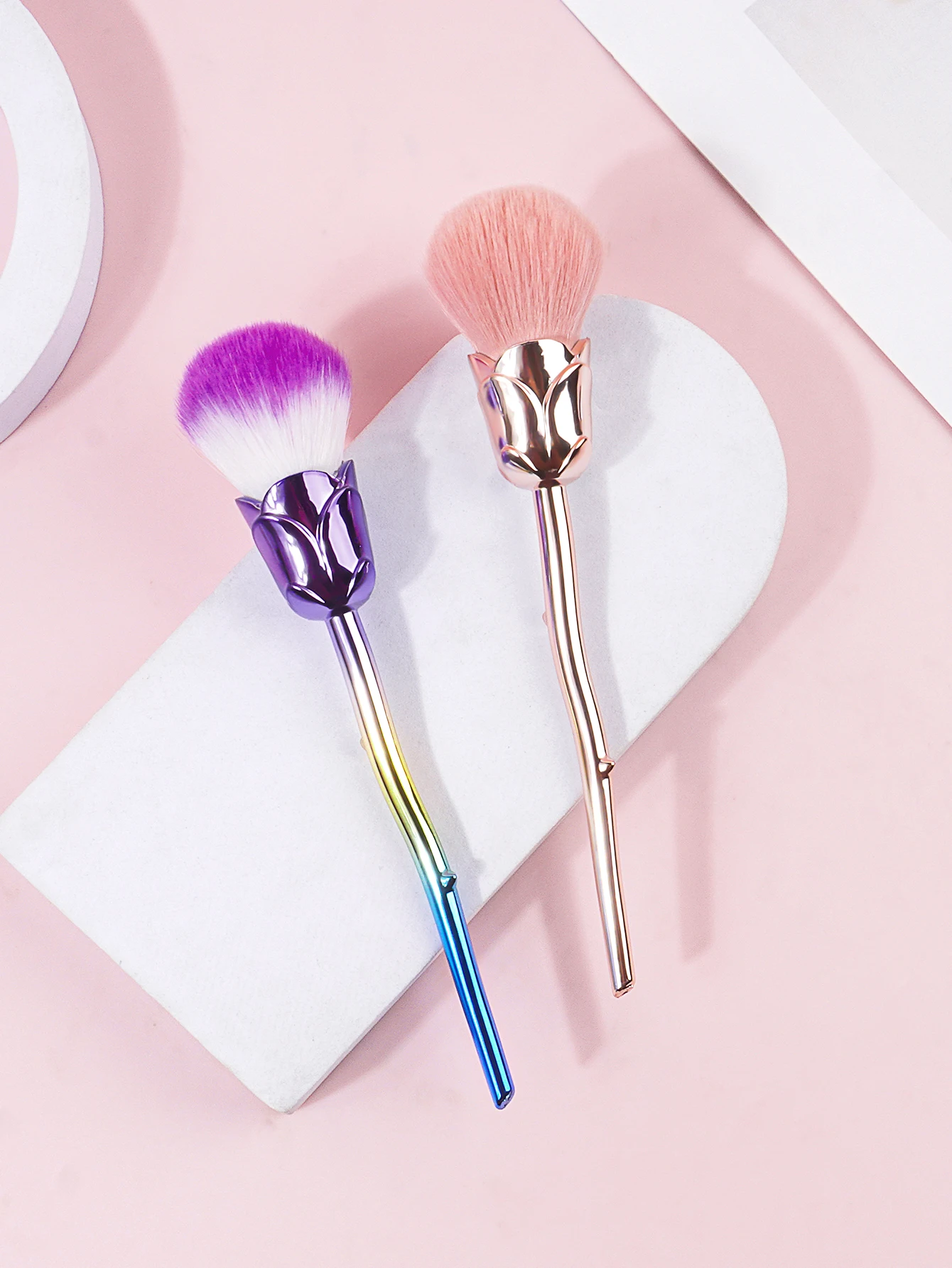 1 Шт. Портативная Розовая Кисть Для Макияжа Пудры Румян Бронзаторов Мягкой Щетины