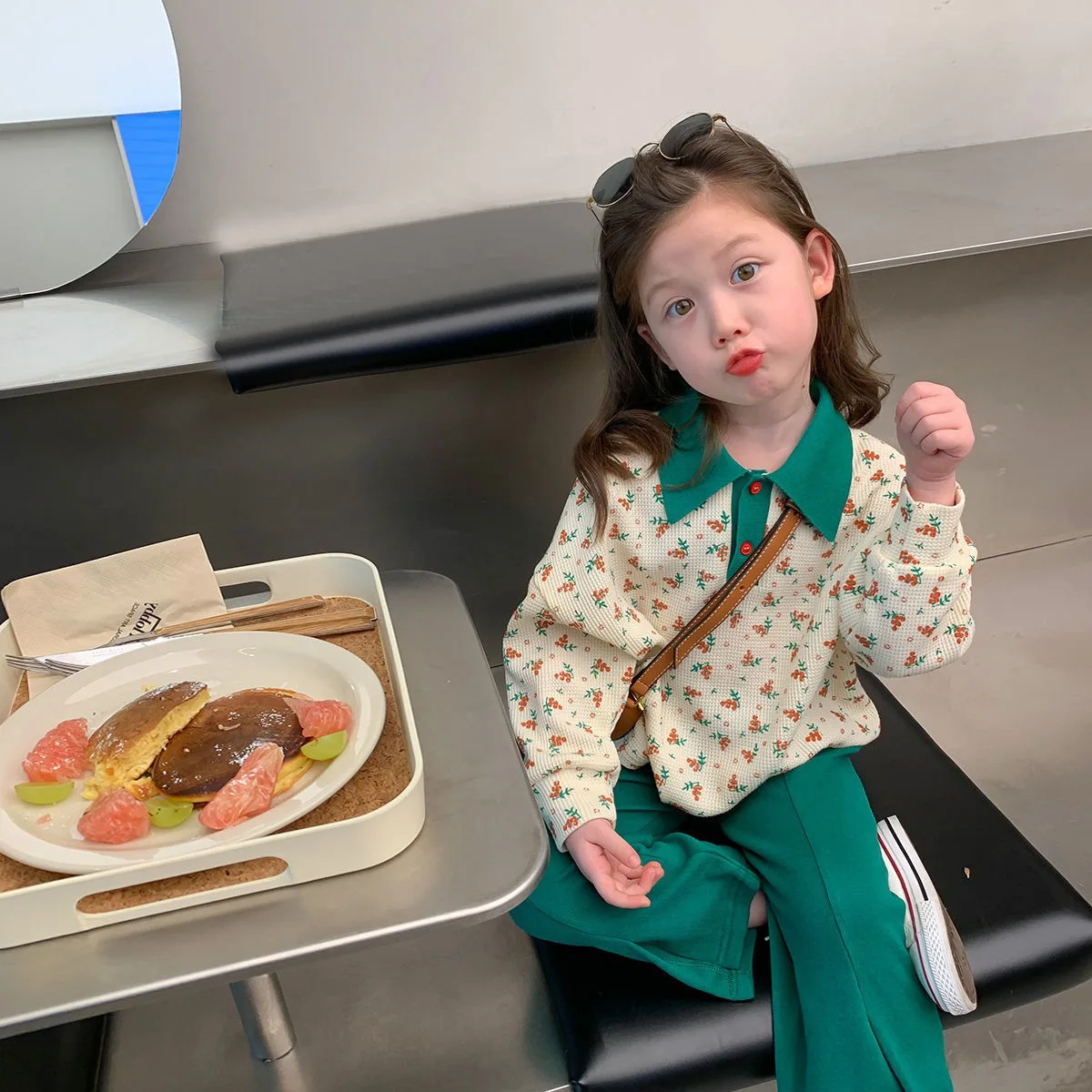 

Children's 2022 spring new style suits