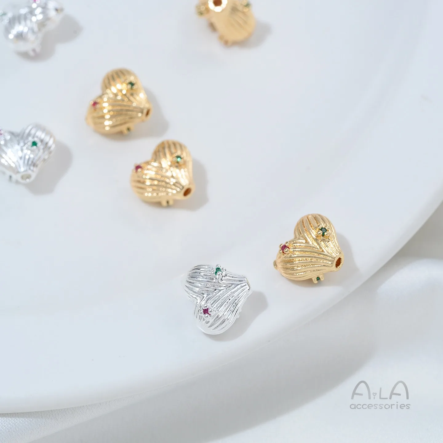 Фото Посеребренные бусины-сердечки с цирконами под золото 14K, разделители для бусин, полосатые, персикового цвета, для рукоделия, материалы для изготовления украшений №3