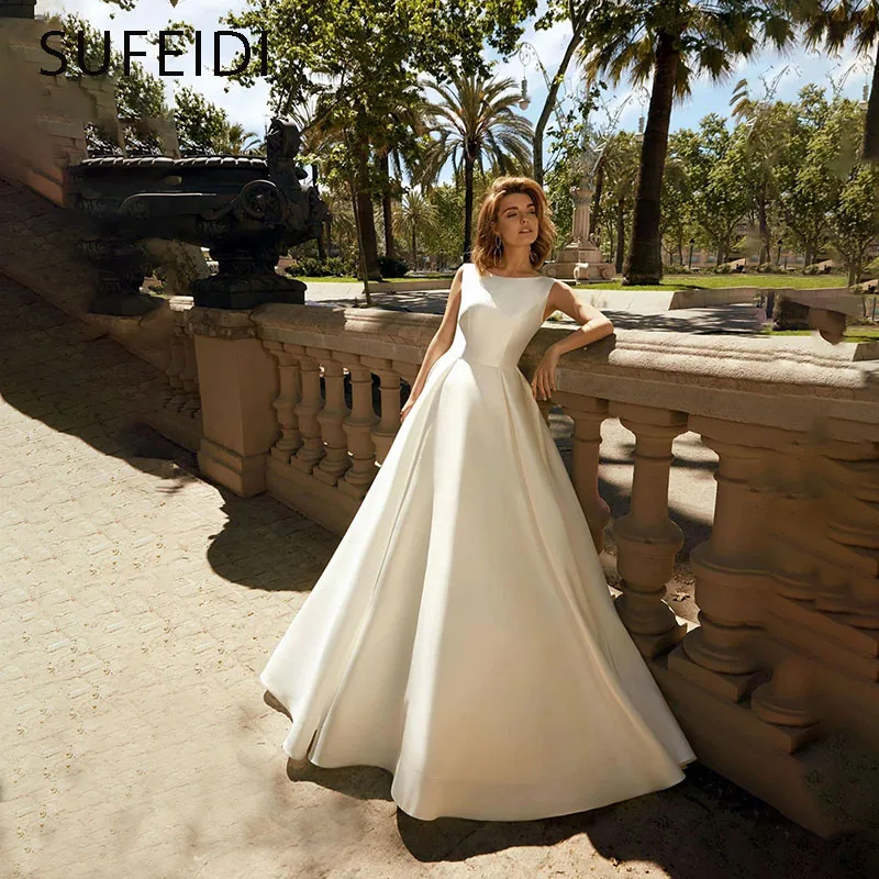 Элегантное атласное свадебное платье сексуальное пляжное с открытой спиной и