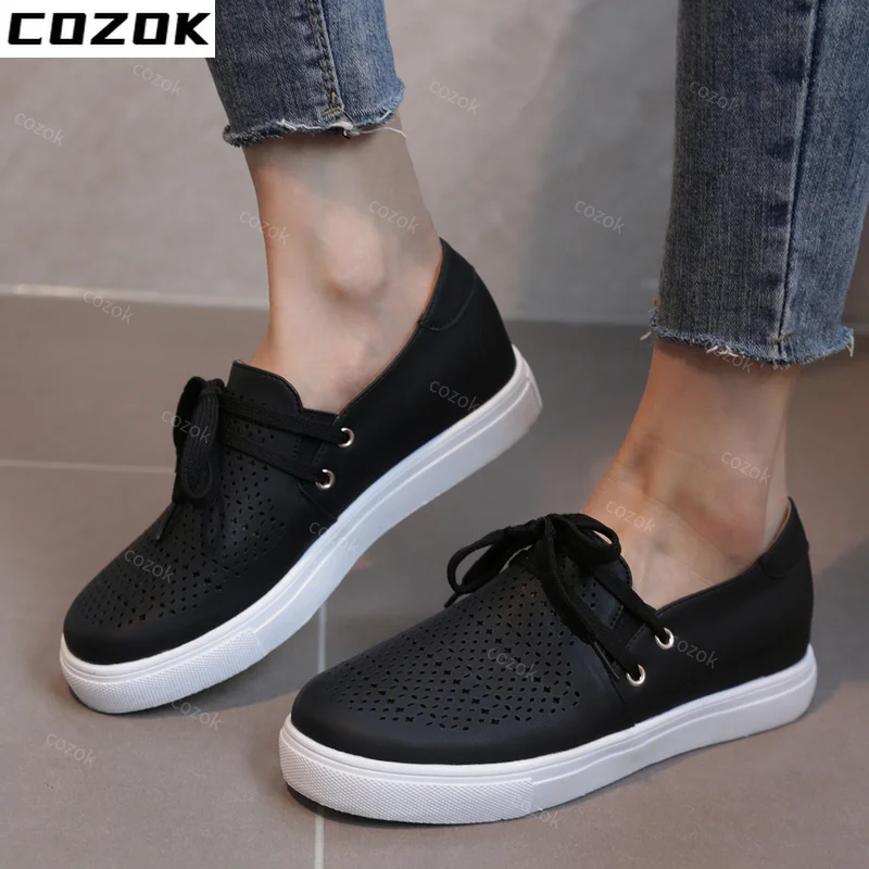 Flats Women Sports Shoes 2022 Summer Designer Sandals Sneakers New Lace-up Fad Breathable Hollow Soft Running Casual Women Shoes