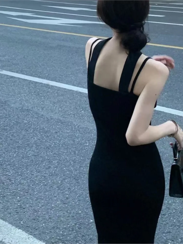 Женское трикотажное платье на бретельках с завышенной талией | Женская одежда