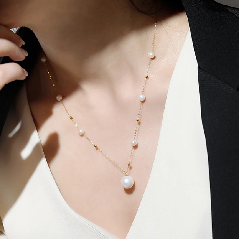

Handmade White Pearl Necklace for Women Clavicle Chain Luxury Jewelry Trend