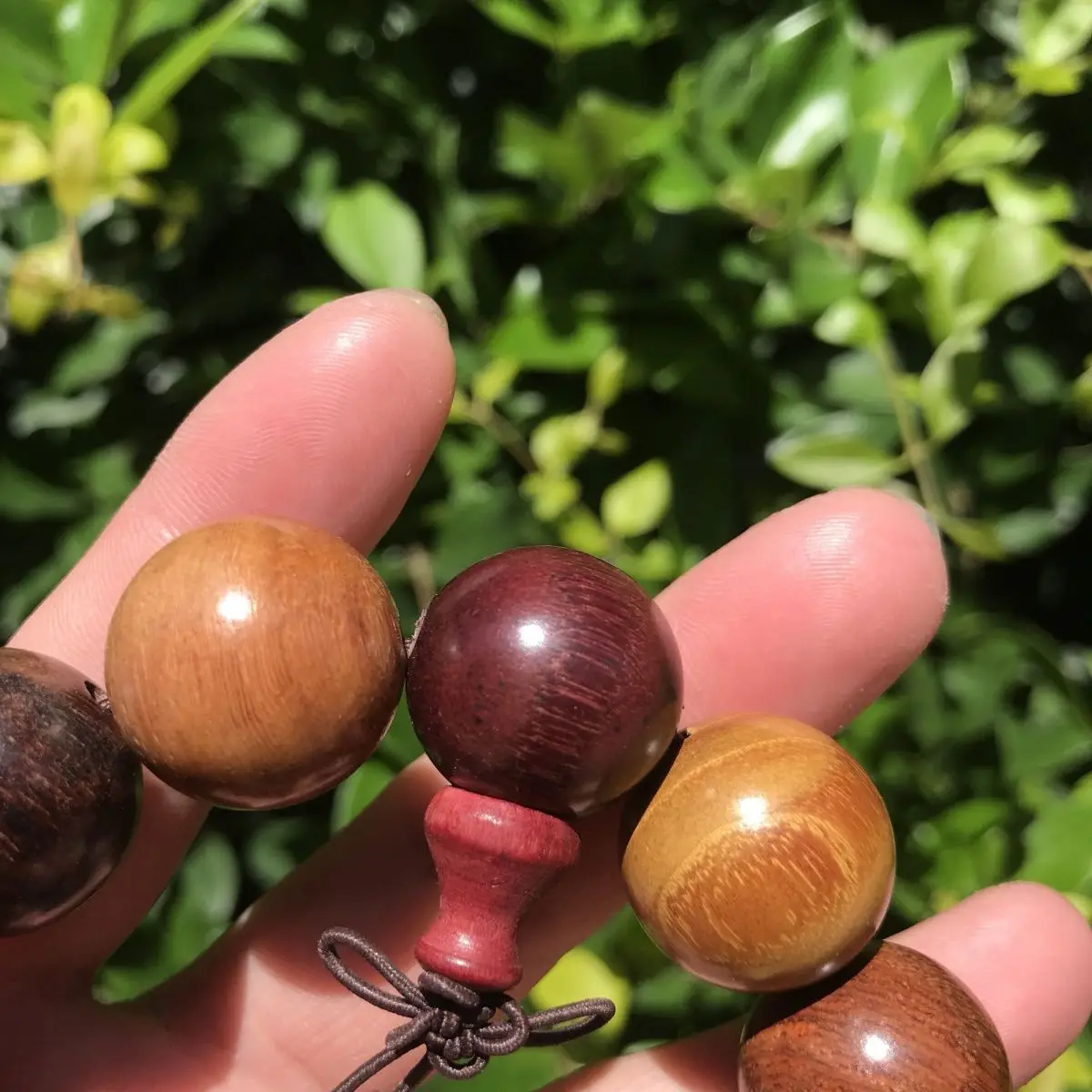 108pcs Duobao Sandalwood Prayer Beads Bracelet for Men and Women Crafts Ornament Rosary Bracelet Sandalwood Gear Beads