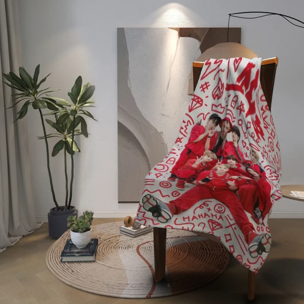 Фланелевый плед SWSX Kpop S-Stray Kids