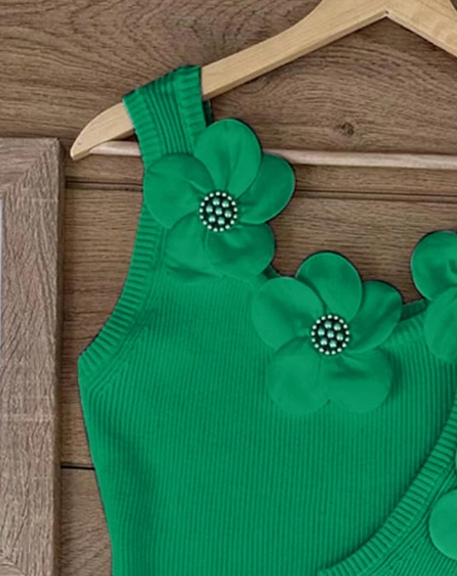 Женский топ с цветочным принтом