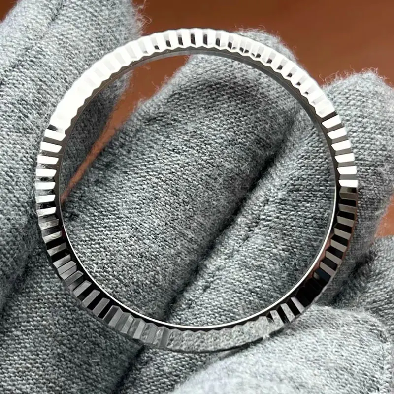 Фото Позолоченный белым золотом безель для часов Datejust 36 мм 126234, 41 мм 126334, высококачественные запасные части для часов. №2