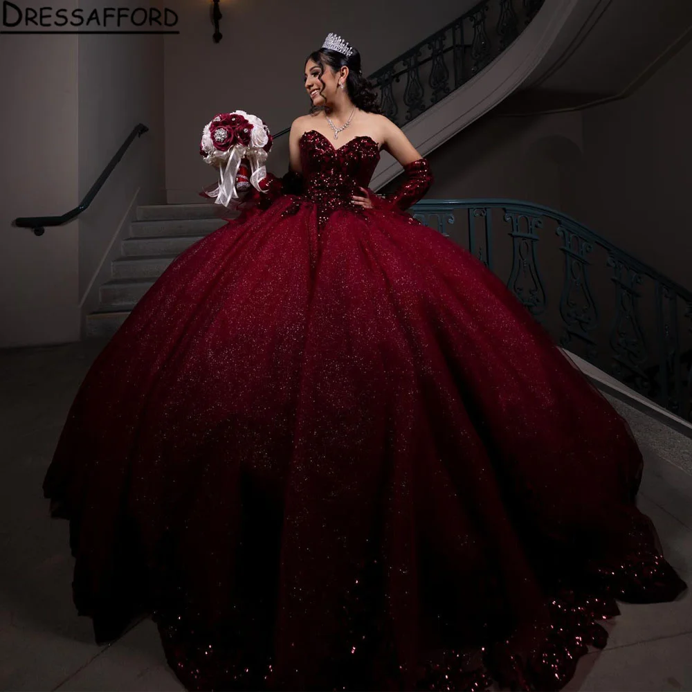 Роскошное блестящее кружевное платье с блестками и аппликацией для выпускного