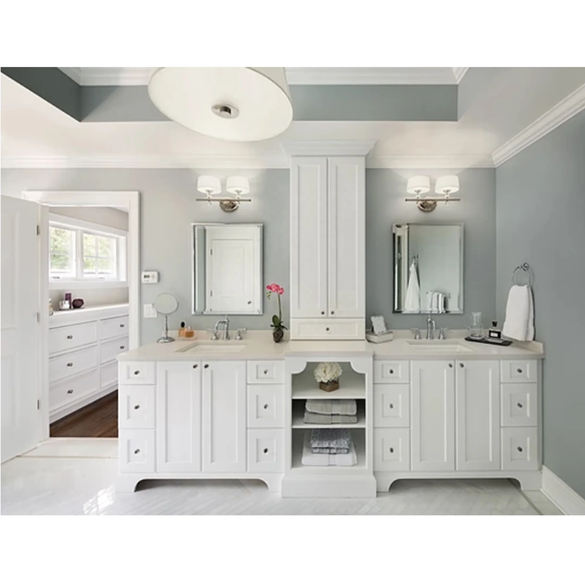 

Popular Hotel Style Germany Quality Lacquer Solid Wood Bathroom Vanity Cabinet