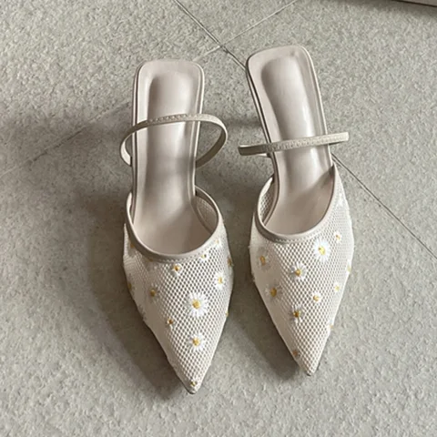 Eilyken/Новые модные дышащие сетчатые тапочки-мулы с цветочным принтом, женские летние вечерние туфли на тонком каблуке с открытой пяткой