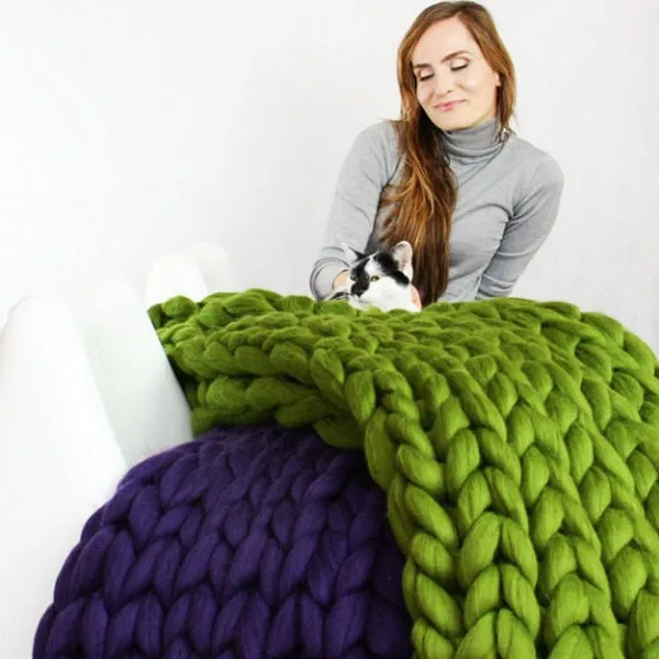 

Bulky Knit Throw Chunky Sofa Blanket Hand-Made Super Large Chair Mat