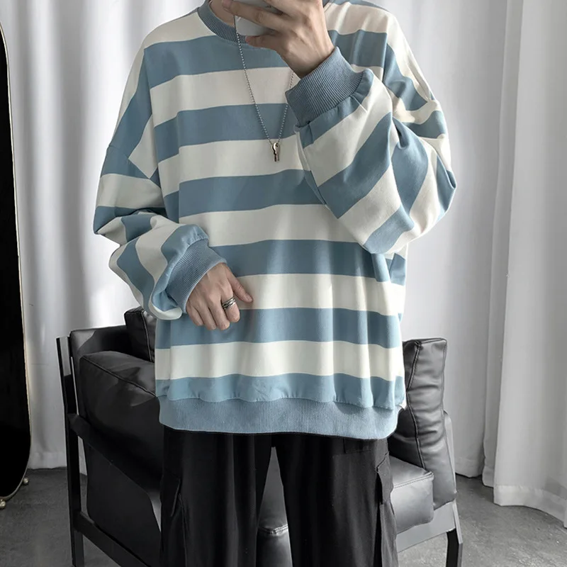 

2022 Spring and Autumn New Men Long-sleeved T-shirt Men Loose Korean Version Trend Striped Round Neck Sweater Boutique Clothing