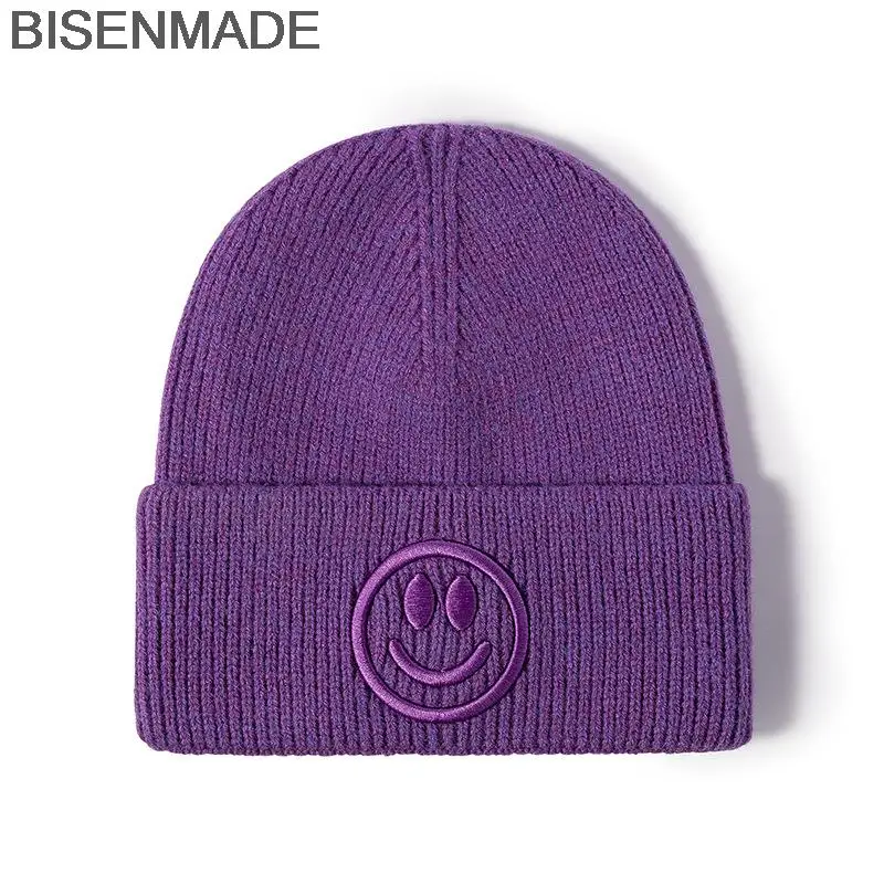 

Новинка, Повседневная вязаная шапка унисекс для мужчин и женщин, уличная Шапка-бини с мультяшной улыбающейся вышивкой, зимняя теплая плотна...