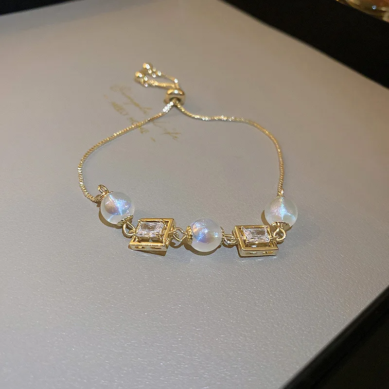 

KAITIN Pearl Zircon Square Pull-out Bracelet for Women Simple Adjustable Bracelet Fashion OL Versatile Handwear Girl Jewelry