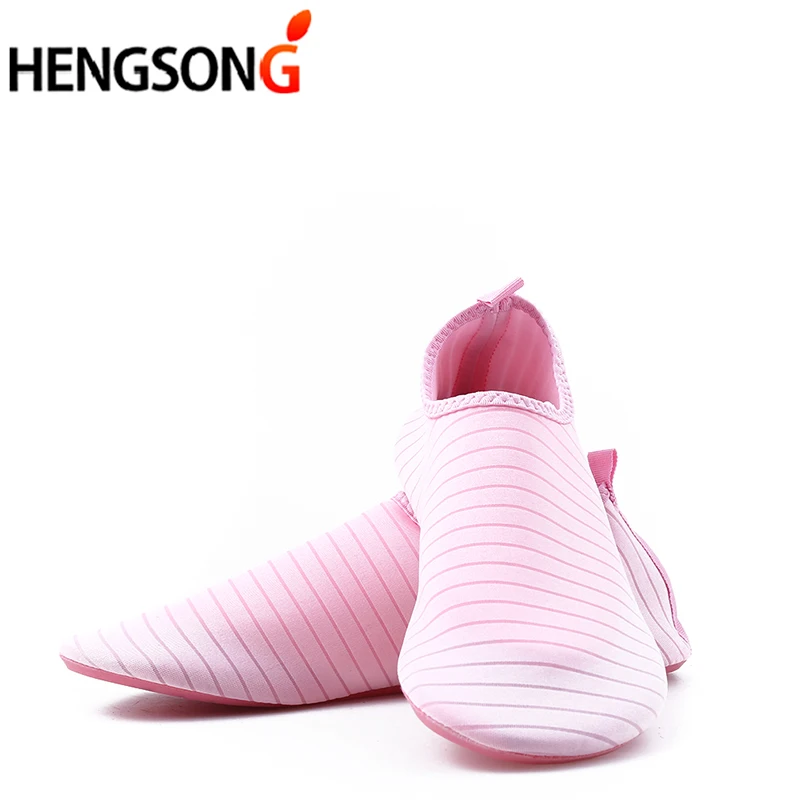 

Summer Outdoor Swimming Water Shoes Women Beach Shoes Adult Unisex Flat Soft Walking Lover Breathable Sandalias Mujer