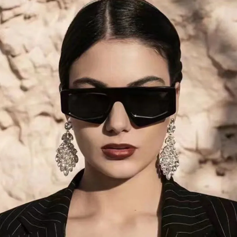 

Модные дизайнерские УНИКАЛЬНЫЕ Солнцезащитные очки женские винтажные большие цельнокроеные защитные очки Солнцезащитные очки женские му...